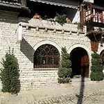 Guva Mangalem Boutique & Restaurant - Old Town Mangalem