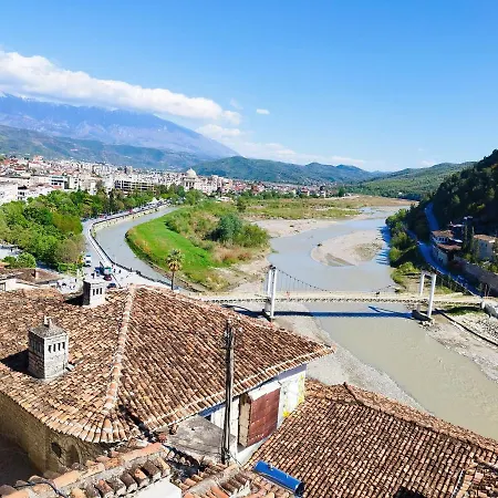 Guva Mangalem Boutique & Restaurant - Old Town Mangalem 3* Berat