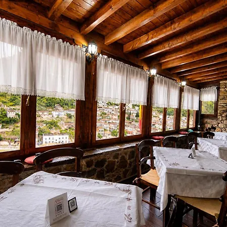 Отель Guva Mangalem Boutique & Restaurant -berat Old Town View Берат