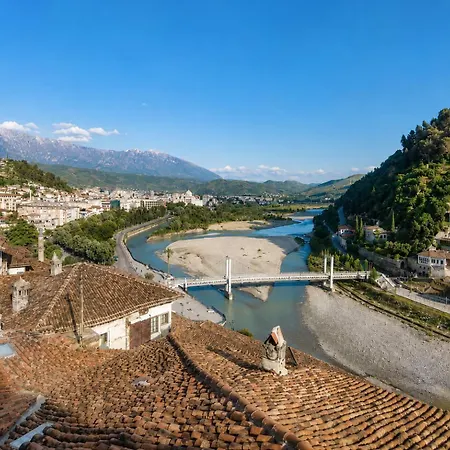 Guva Mangalem Boutique & Restaurant -berat Old Town View Отель