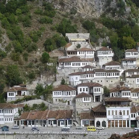 Отель Guva Mangalem Boutique & Restaurant -berat Old Town View 3*