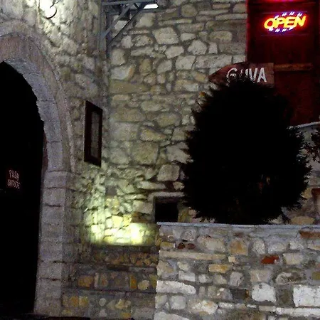 Guva Mangalem Boutique & Restaurant -berat Old Town View Отель