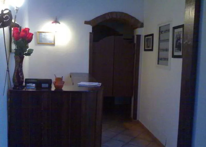 Guva Mangalem Boutique & Restaurant - Old Town Mangalem Hotell