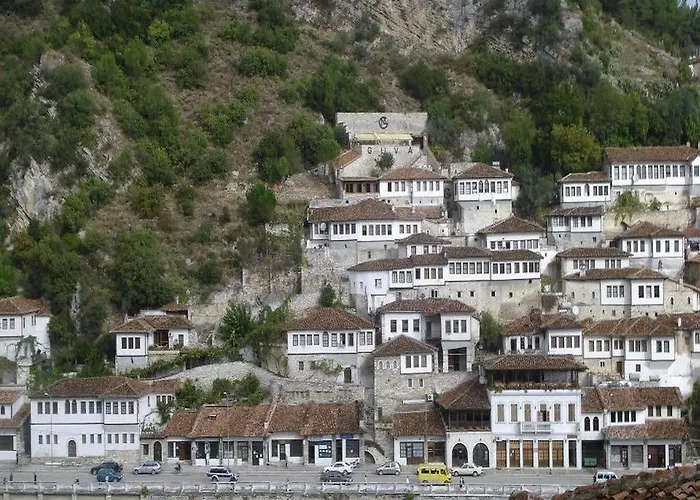 Hotell Guva Mangalem Boutique & Restaurant - Old Town Mangalem 3*