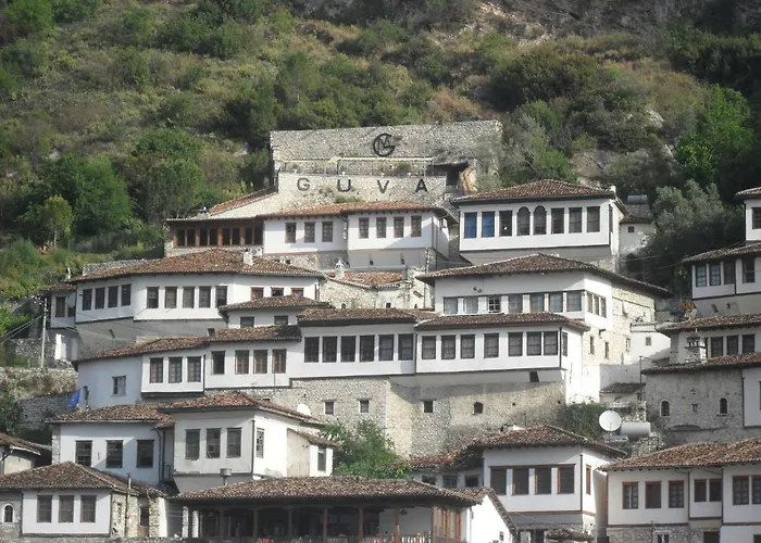 Guva Mangalem Boutique Hotel&restaurant - Old Town Mangalem 3* Berat