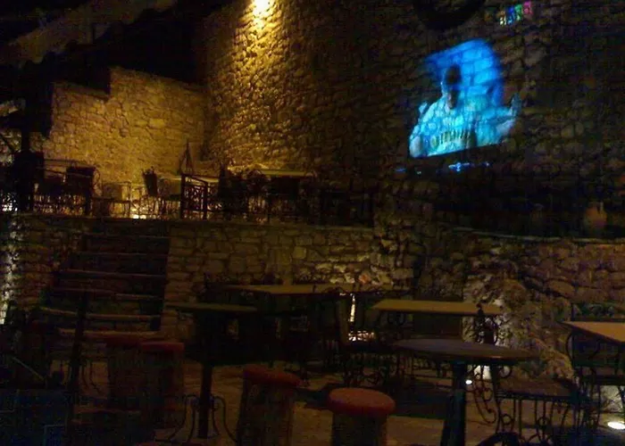 Guva Mangalem Boutique & Restaurant - Old Town Mangalem Hotell Berat