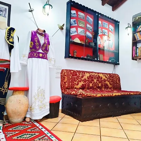 Guva Mangalem Boutique & Restaurant - Old Town Mangalem بيرات