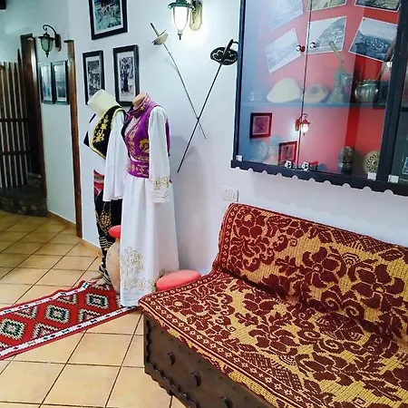 Guva Mangalem Boutique & Restaurant -berat Old Town View Hotel 3*