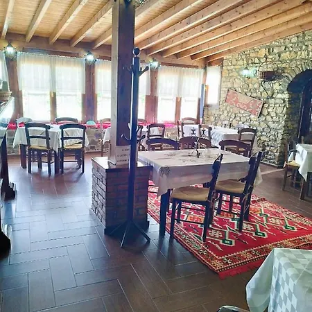 Guva Mangalem Boutique & Restaurant - Old Town Mangalem 3* بيرات