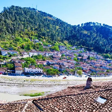Guva Mangalem Boutique & Restaurant - Old Town Mangalem 3* Berat