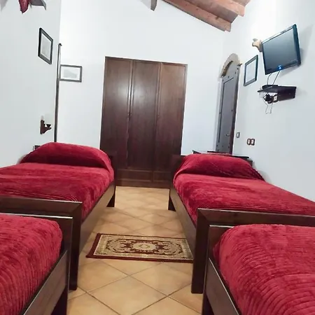 Guva Mangalem Boutique & Restaurant -berat Old Town View Berat