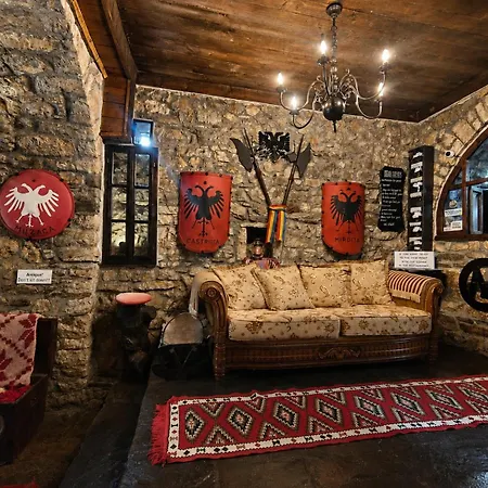 Guva Mangalem Boutique & Restaurant -berat Old Town View Hotel 3*