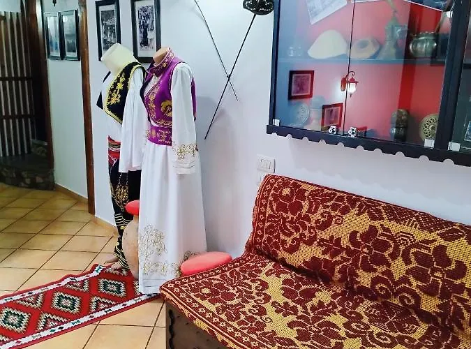 Guva Mangalem Boutique & Restaurant - Old Town Mangalem 酒店 3*