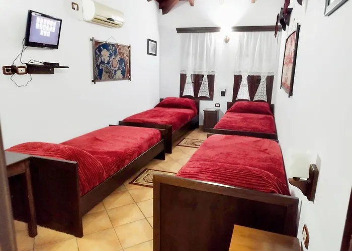 Guva Mangalem Boutique & Restaurant - Old Town Mangalem